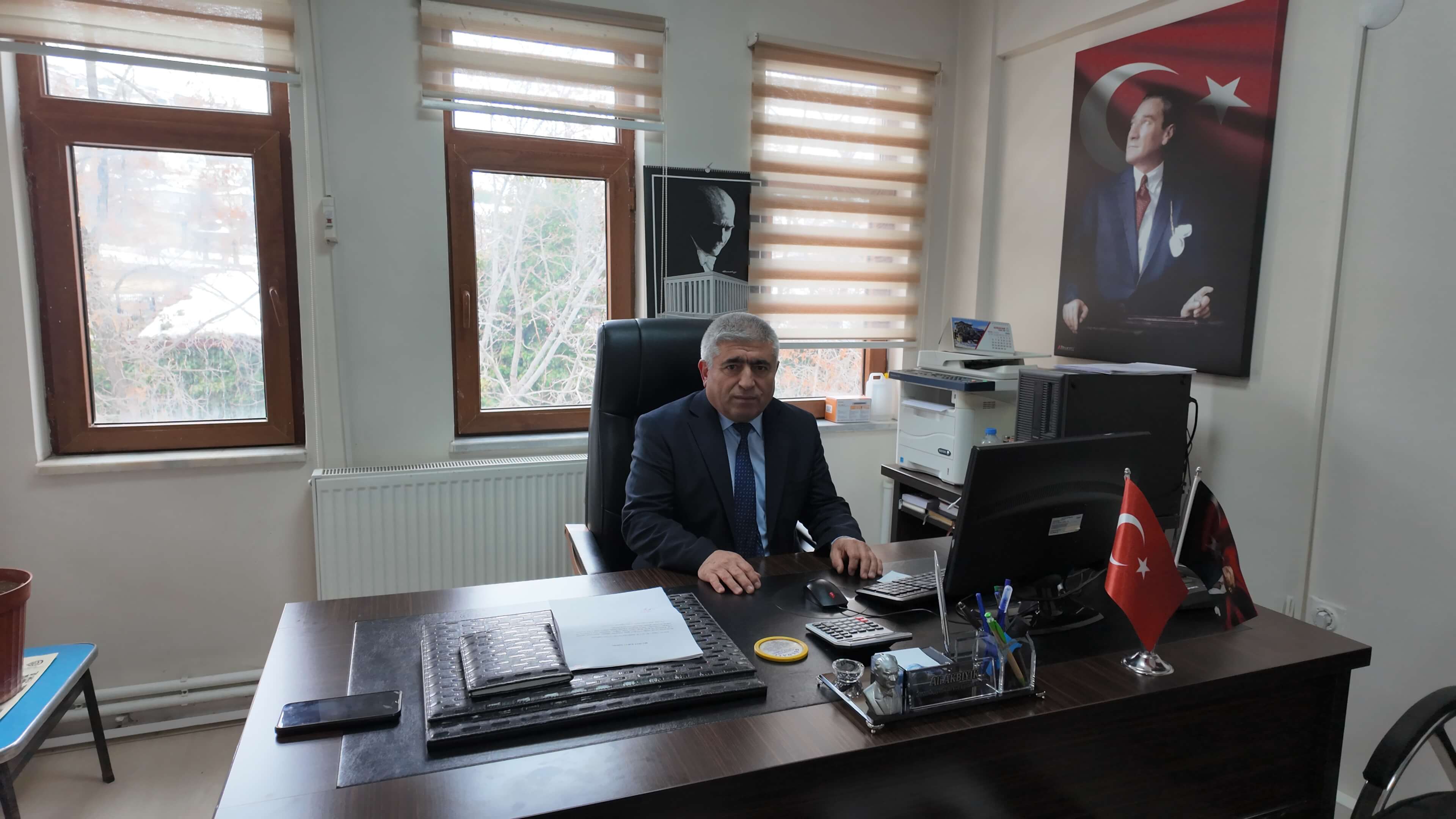 İnsan Kaynakları ve Eğitim Müdürü